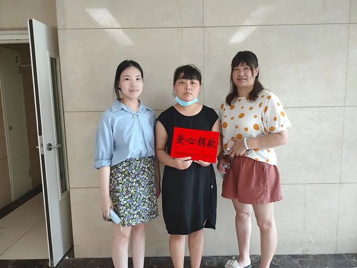 暖心慰問(wèn)，進(jìn)行中